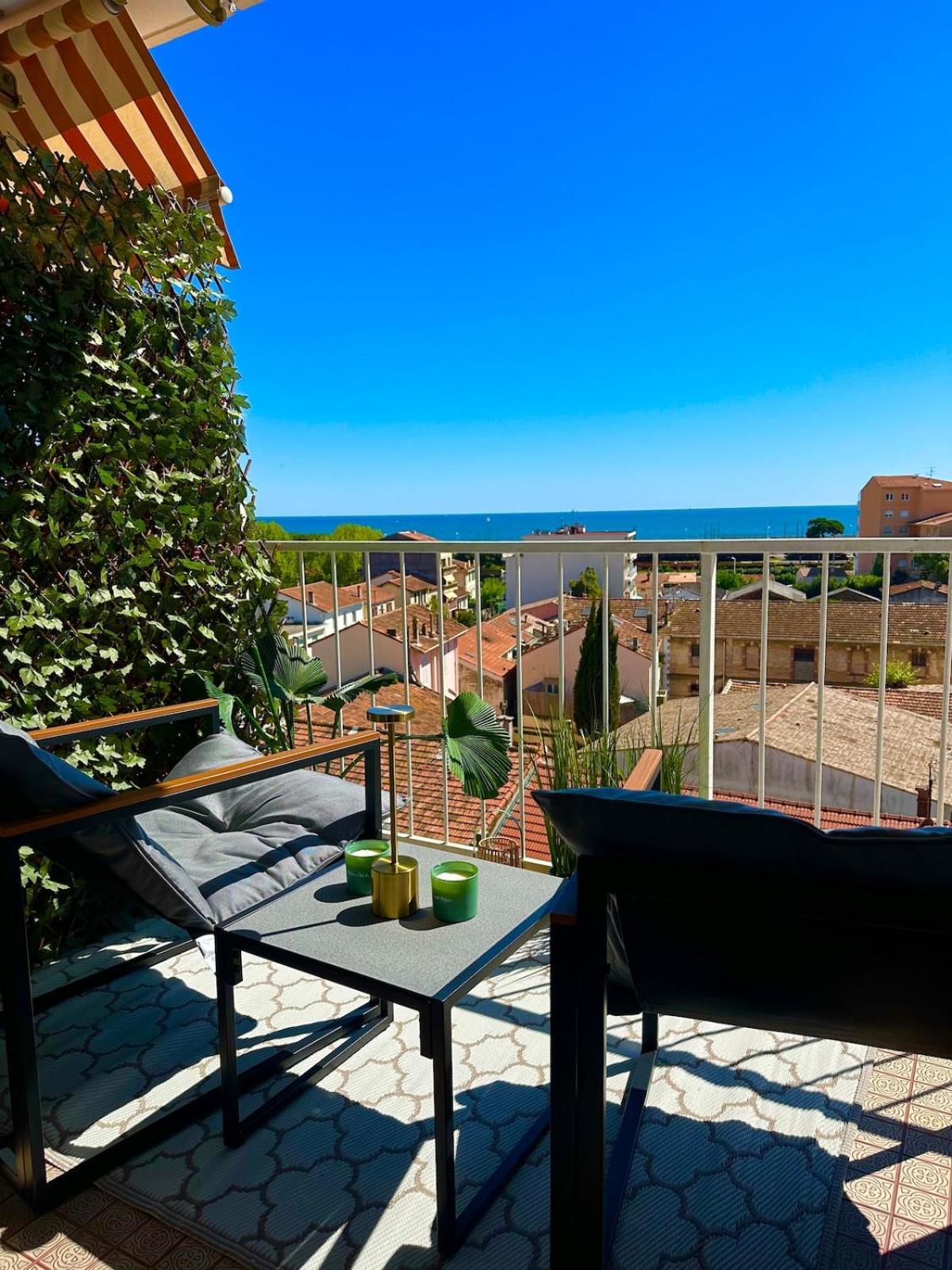 Apartament Shiny Sea View Flat Vue Merterrace In